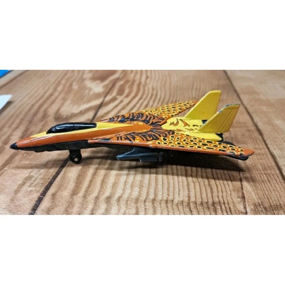 Matchbox Sky Busters TC01 Fighter Jet Die Cast Metal Cheetah Print Art loose